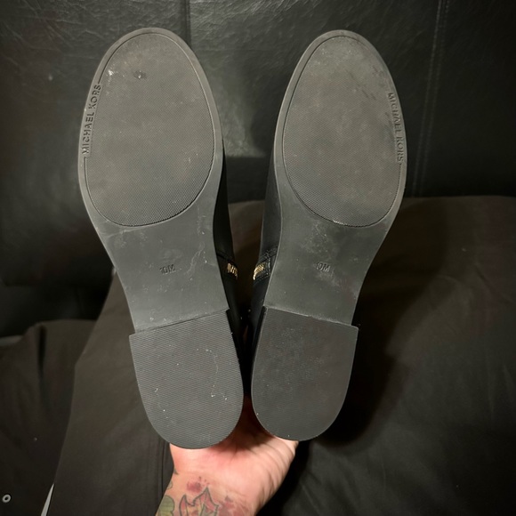 Michael Kors. Like New Ankle boots. 10M - Picture 3 of 4